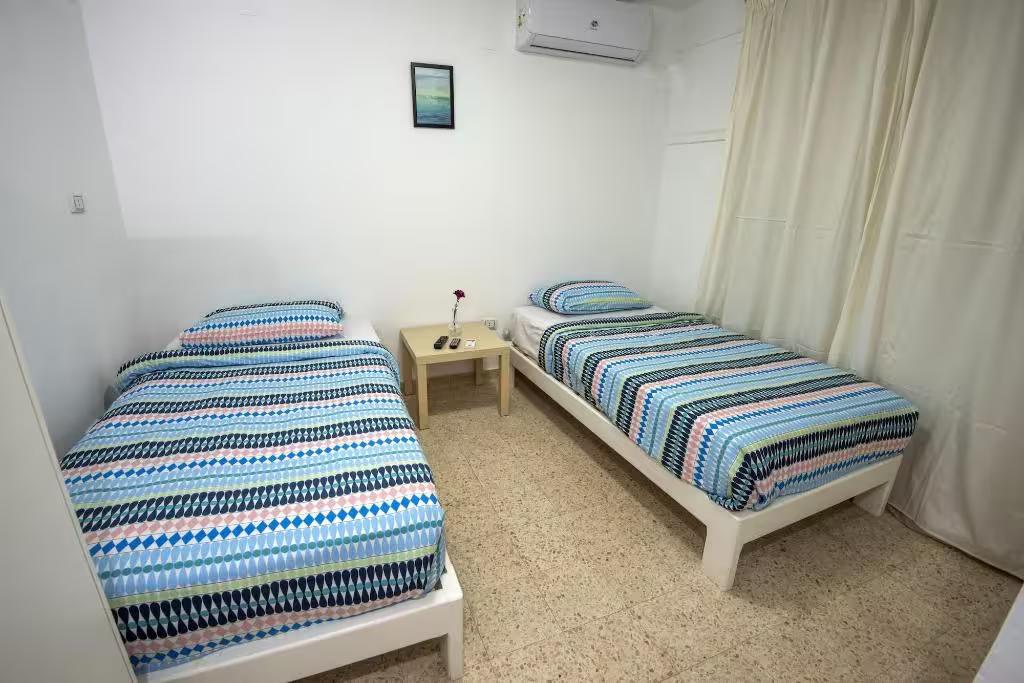 Lilly Rooms