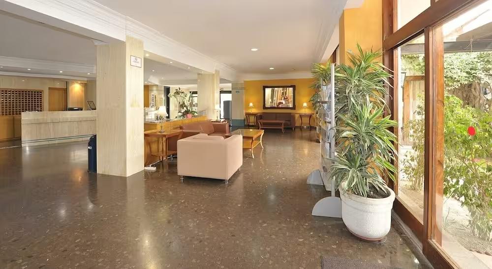 Hotel Salobrena Suites