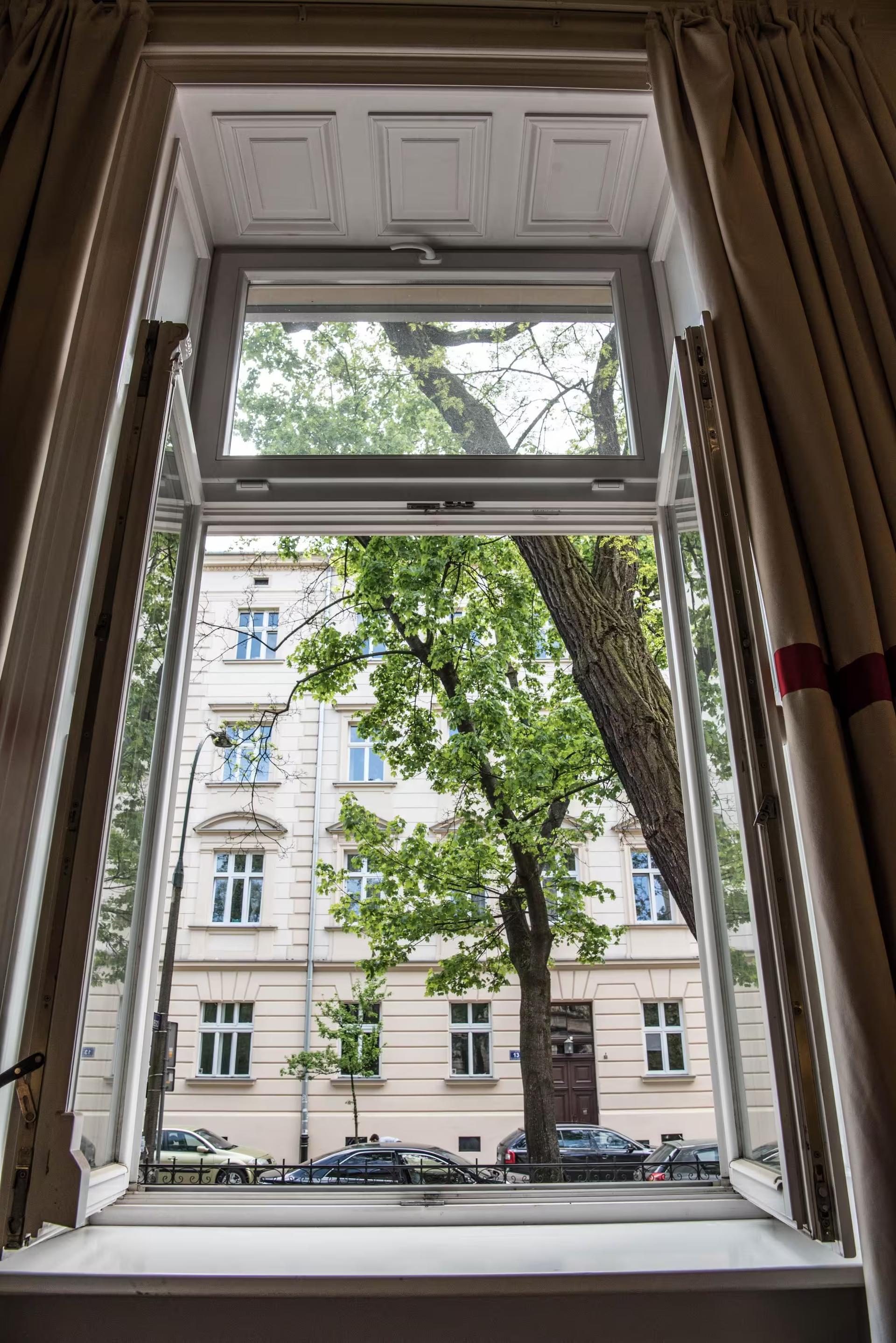 Home Aparthotel
