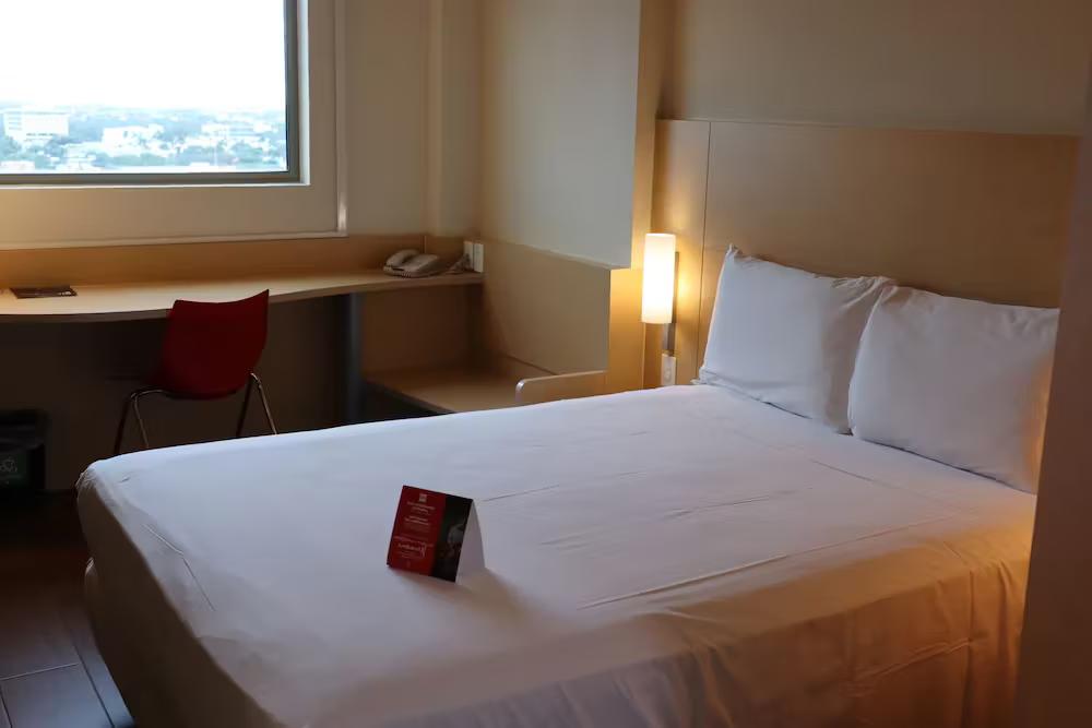 Ibis Cancun Centro Hotel