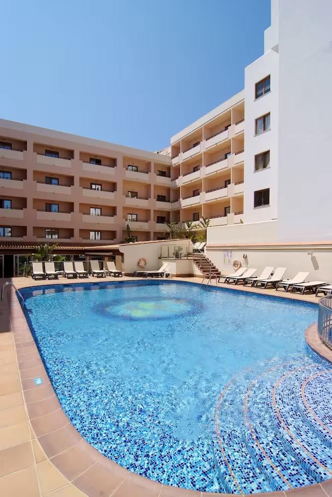 Invisa Hotel La Cala