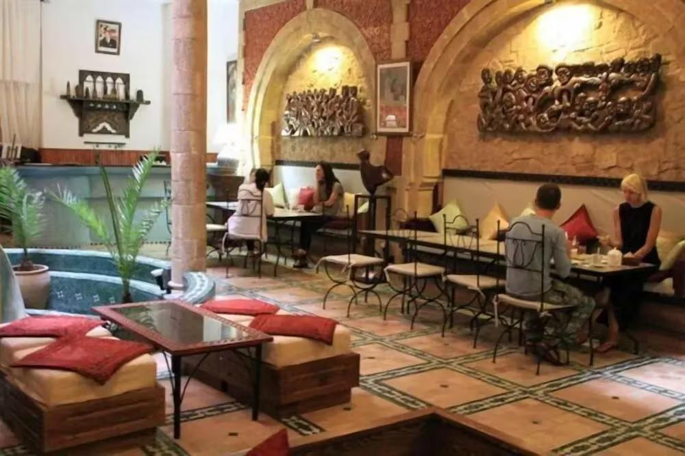 Riad Al Khansaa
