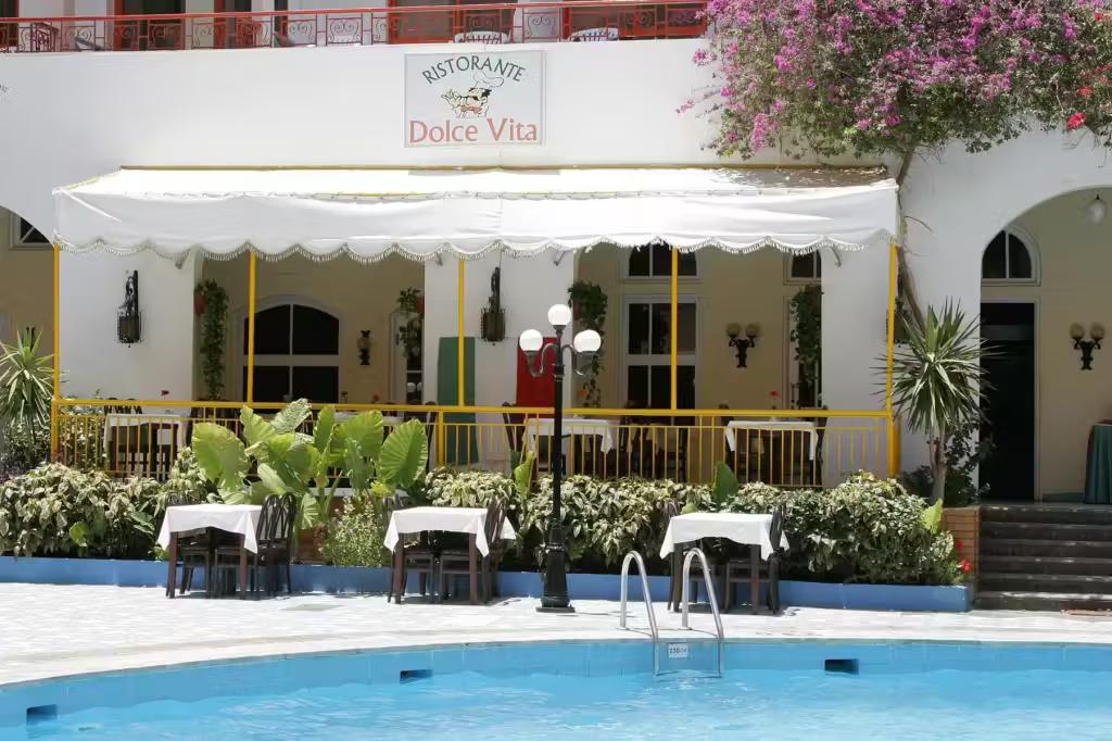 Empire Beach Aqua Park - Couples and Families