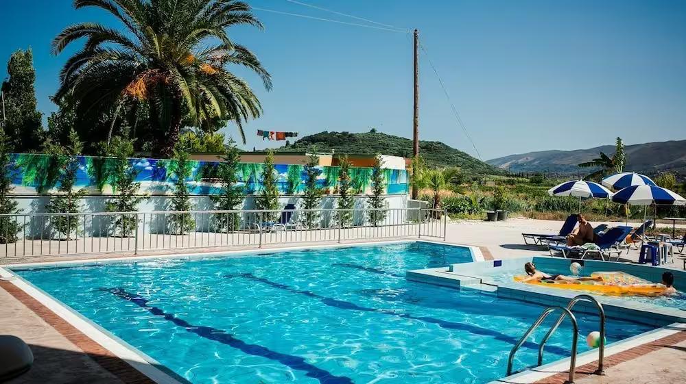 La Caretta Hotel