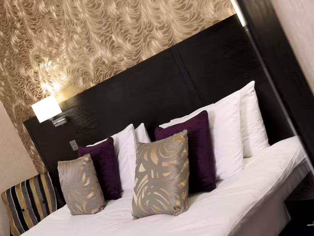 Liverpool Aigburth Hotel by Belvilla