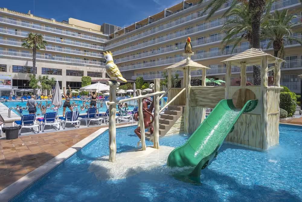 Hotel GHT Oasis Park & Spa