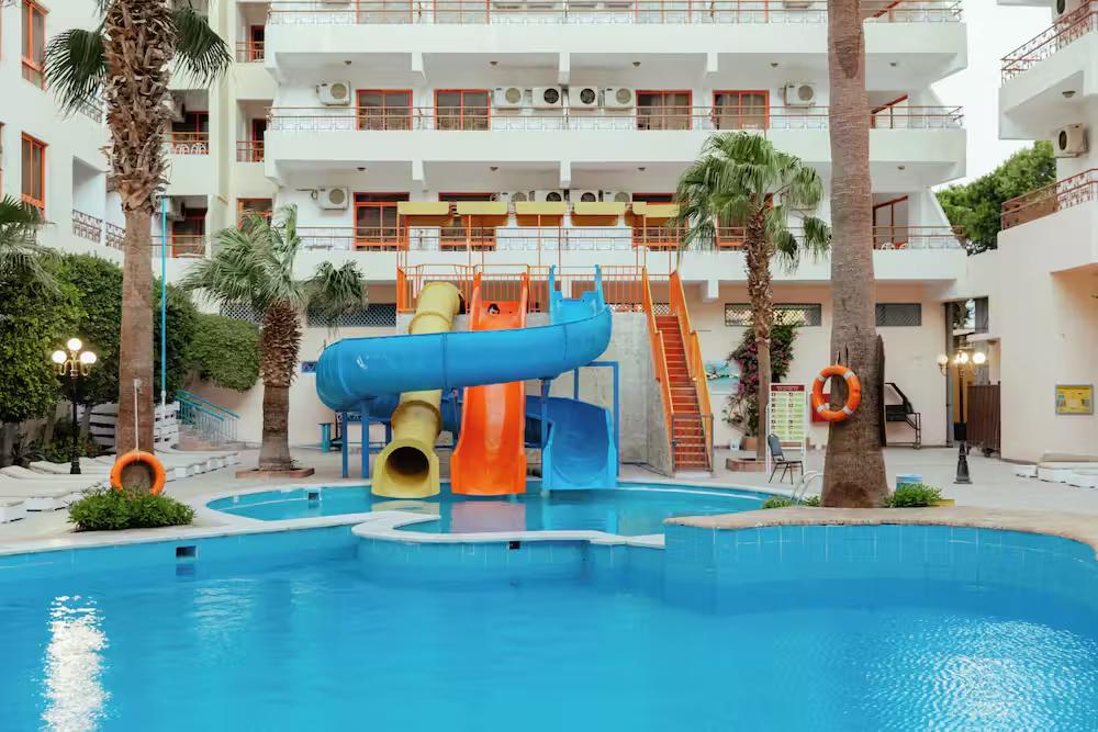Empire Hotel Aqua Park - Couples and Families