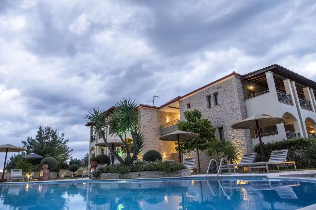 Country Inn Hotel