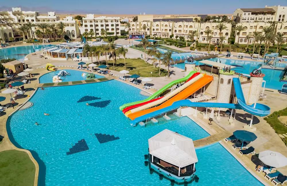 Royal Lagoons Aqua Park Resort & Spa