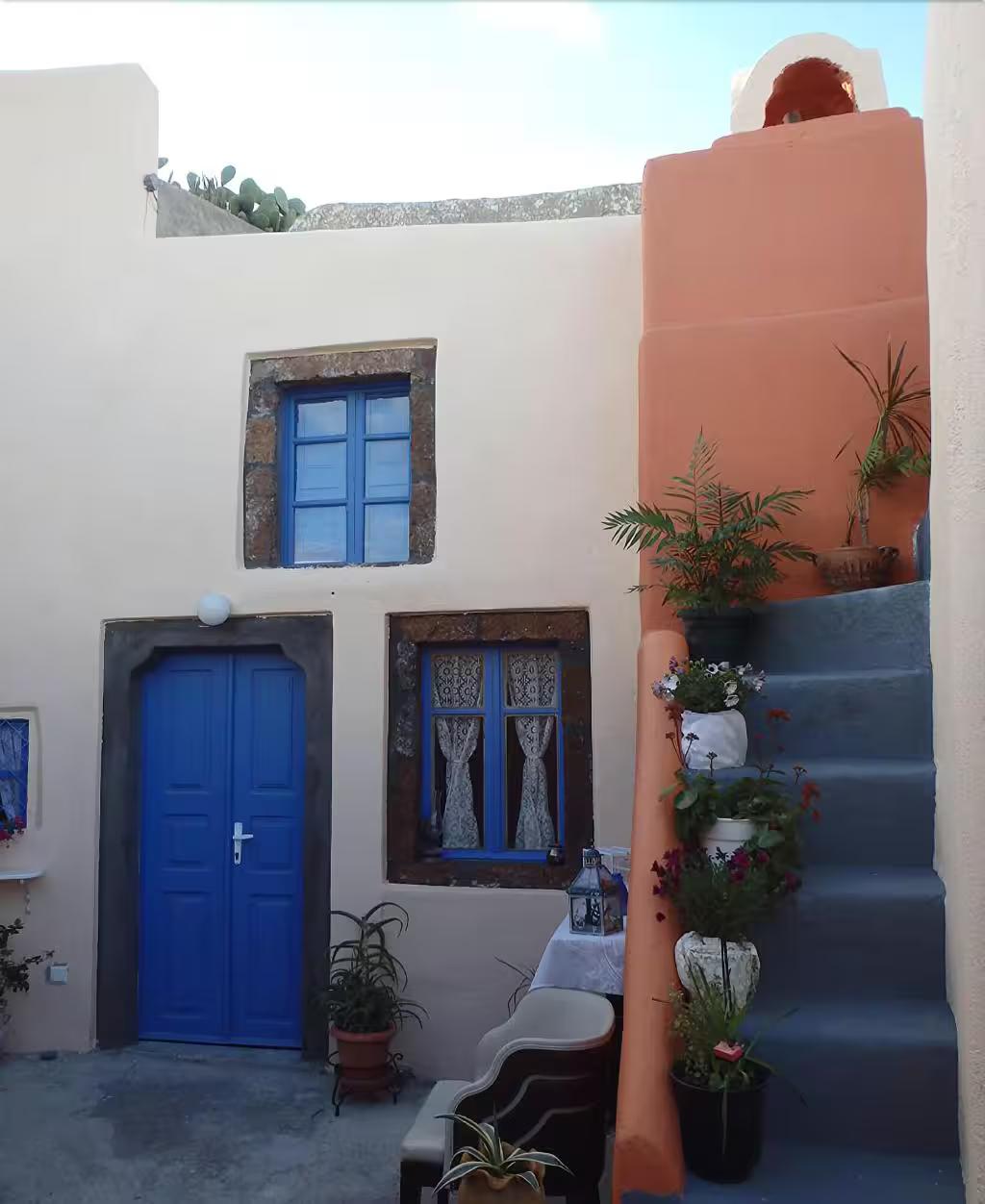 Emmantina Houses