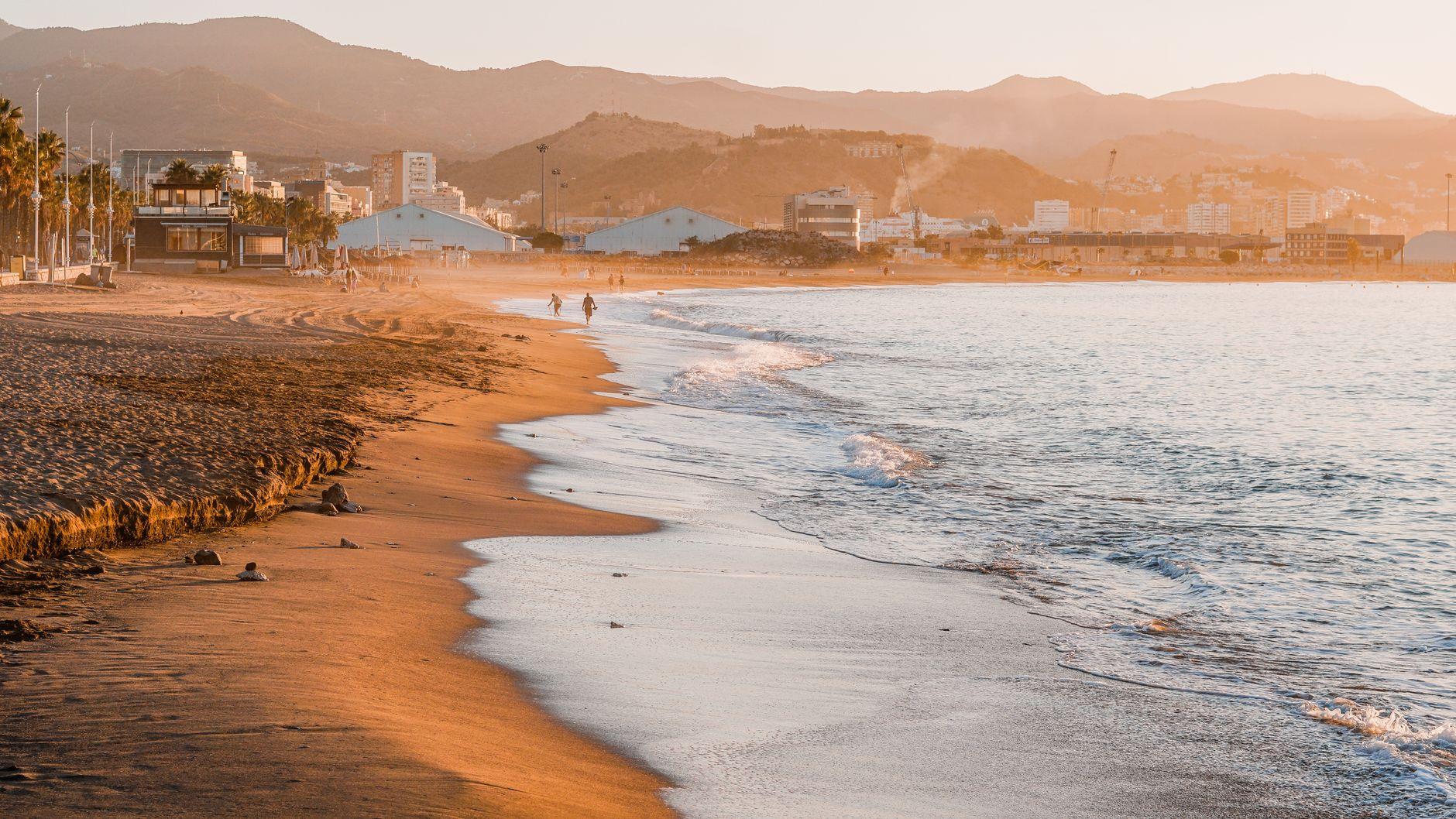 Last Minute Beach Holidays to Spain