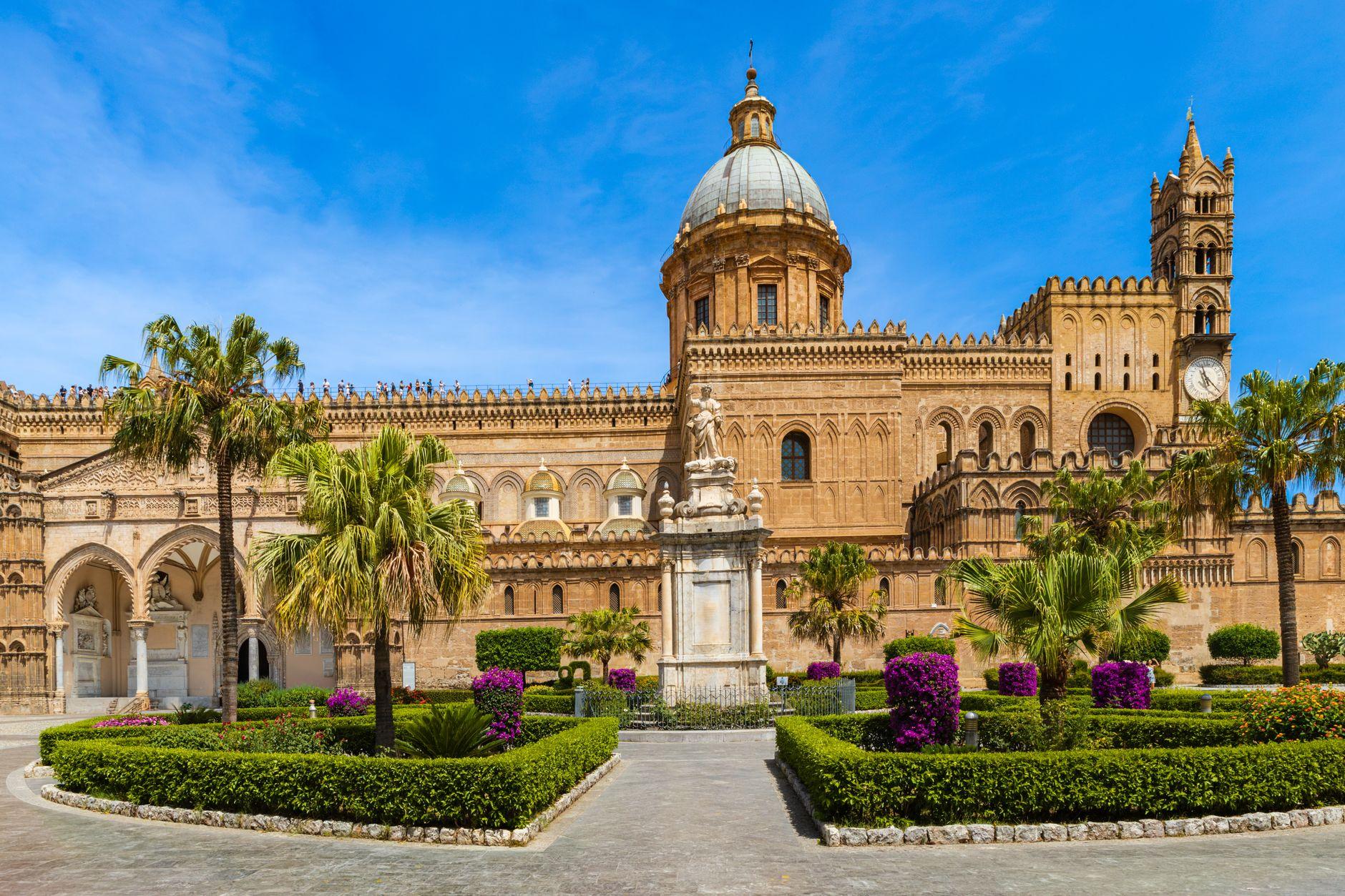 Easter Holidays to Italy