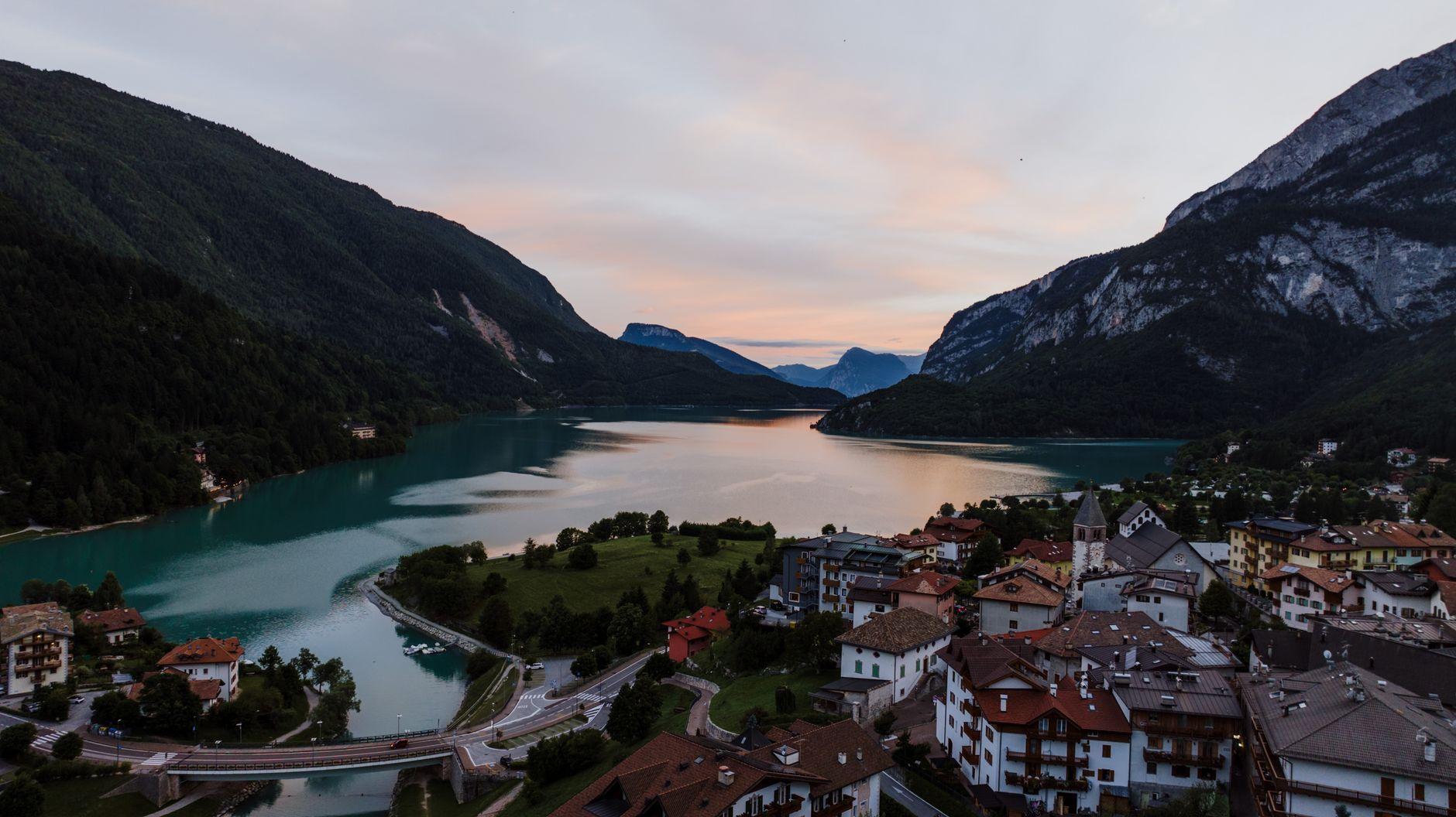 Italian Lakes Holidays โ Italy