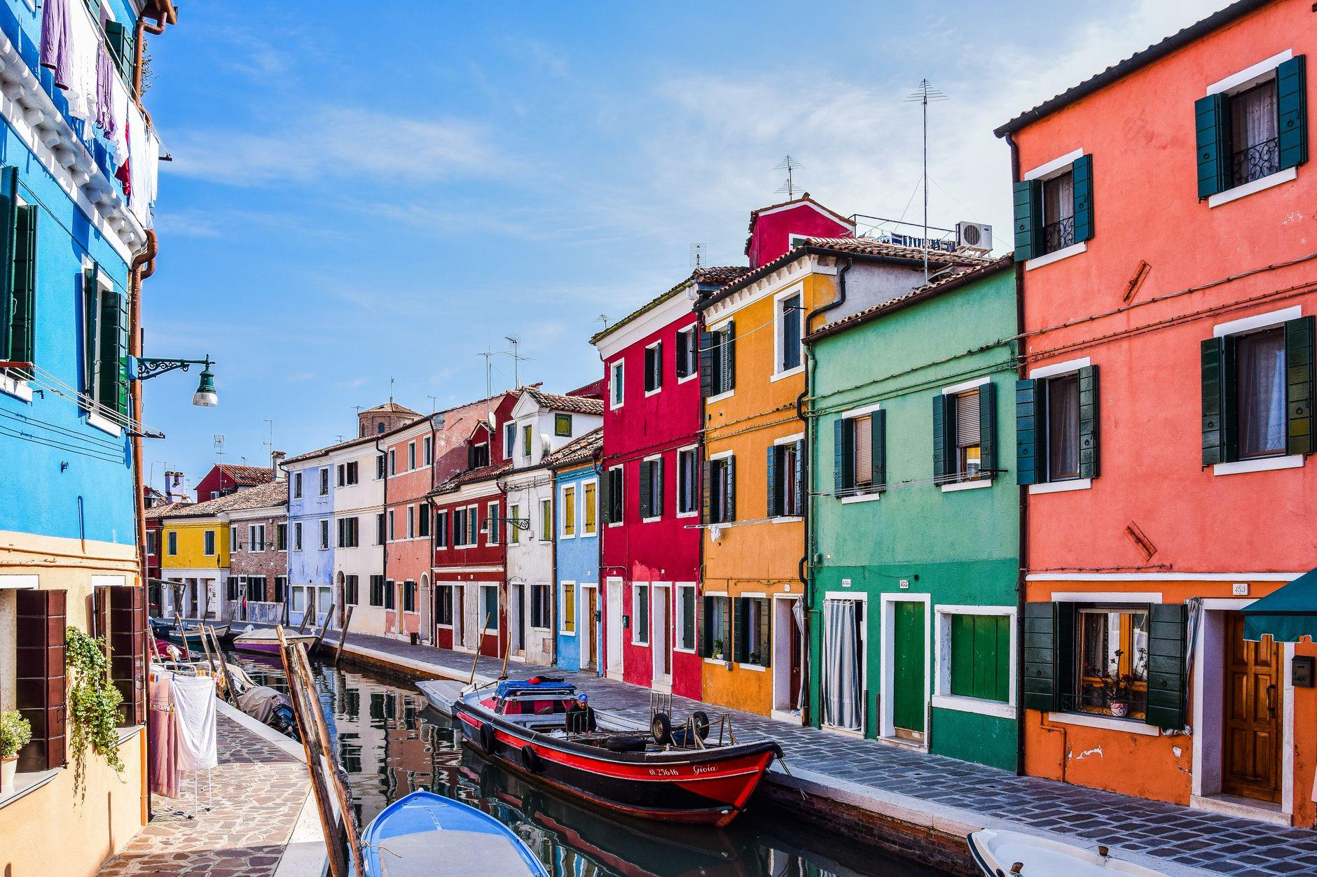 Italy Holidays in March