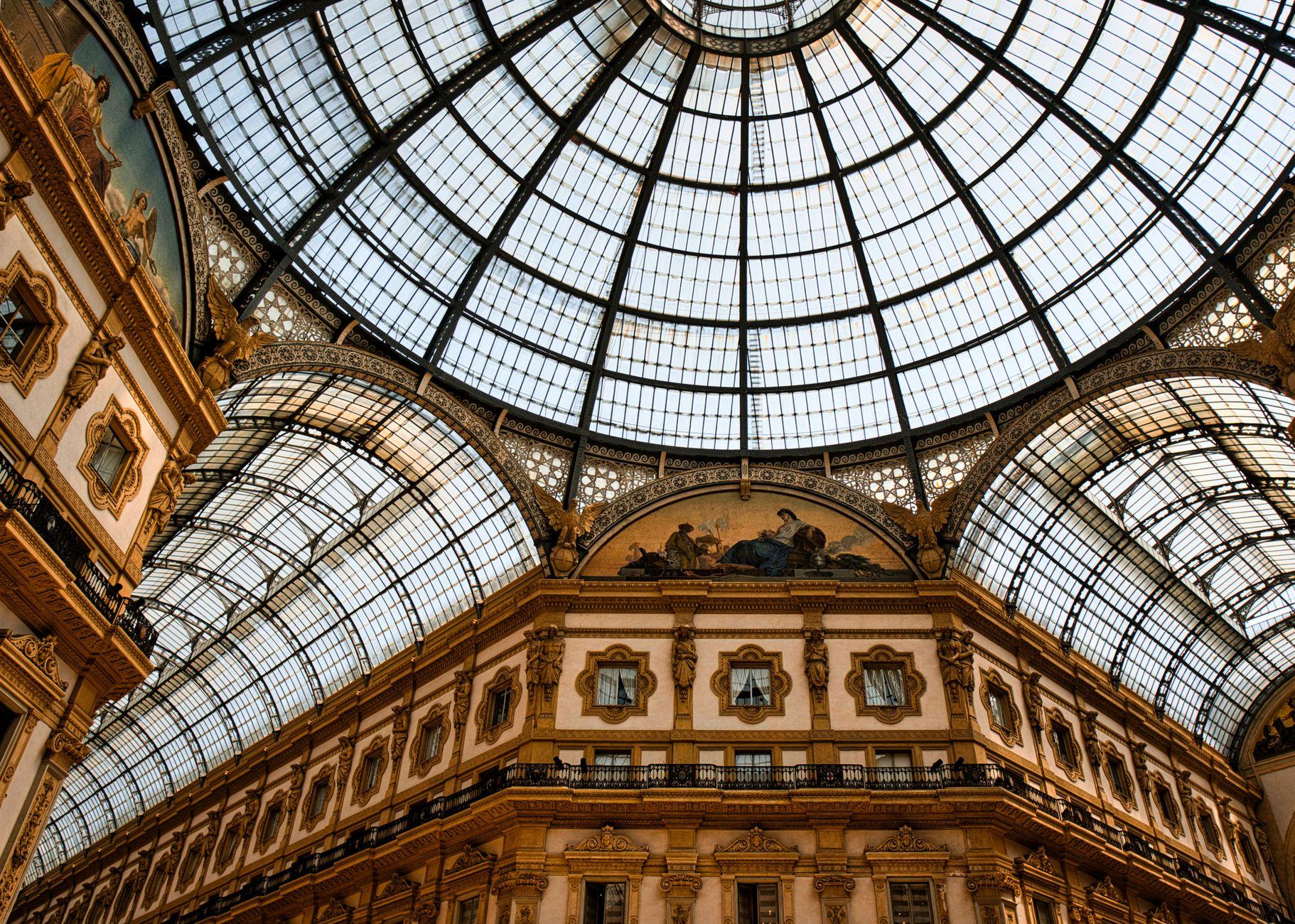 Galleria Vittorio Emanuele II, Italy