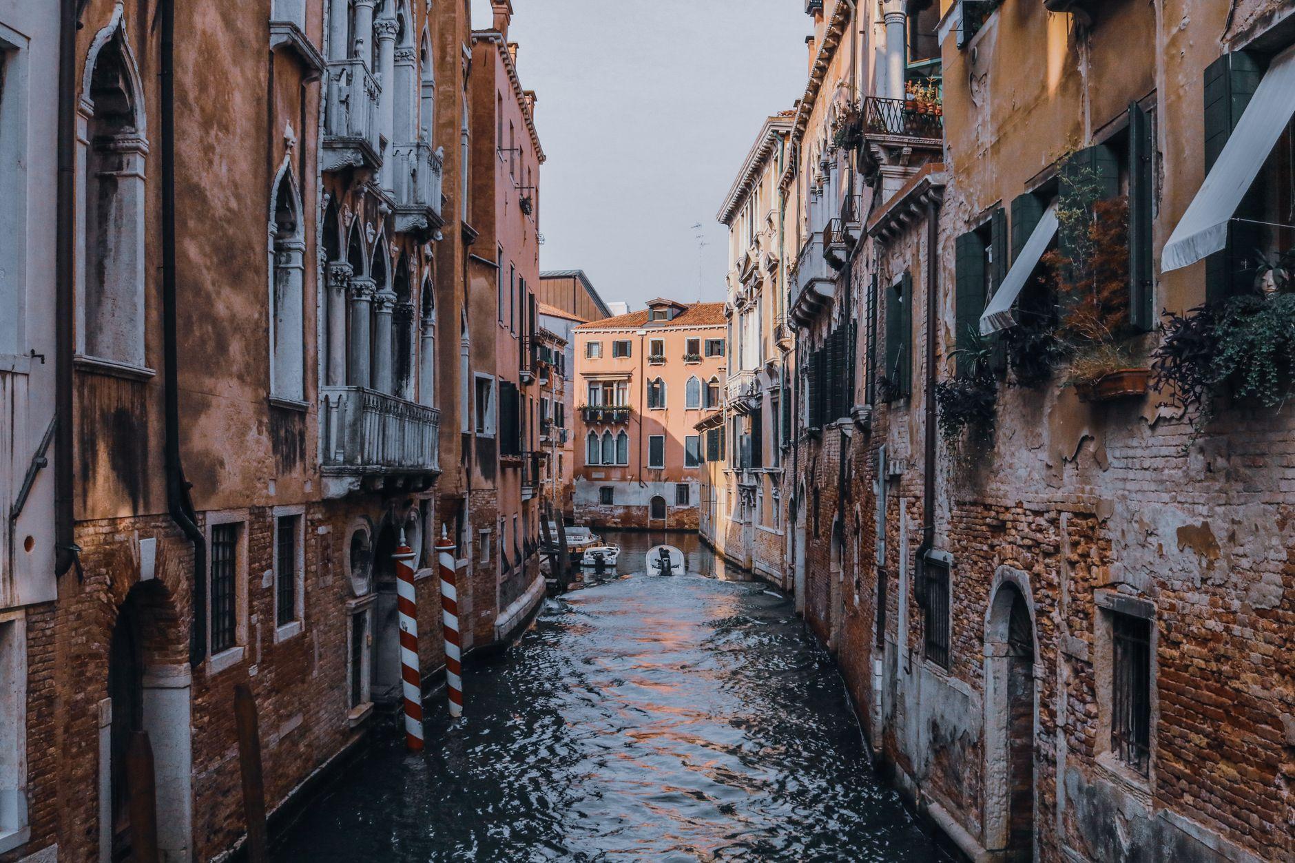 Weather in Italy in February โ Italy